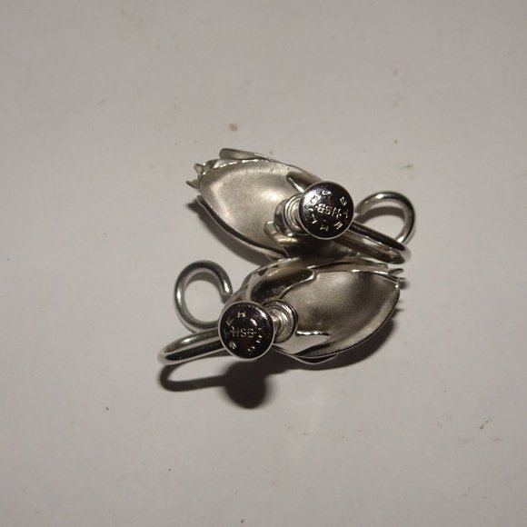 Vtg. HSB Rose Bud Sterling Screw Back Earrings - Picture 4 of 5